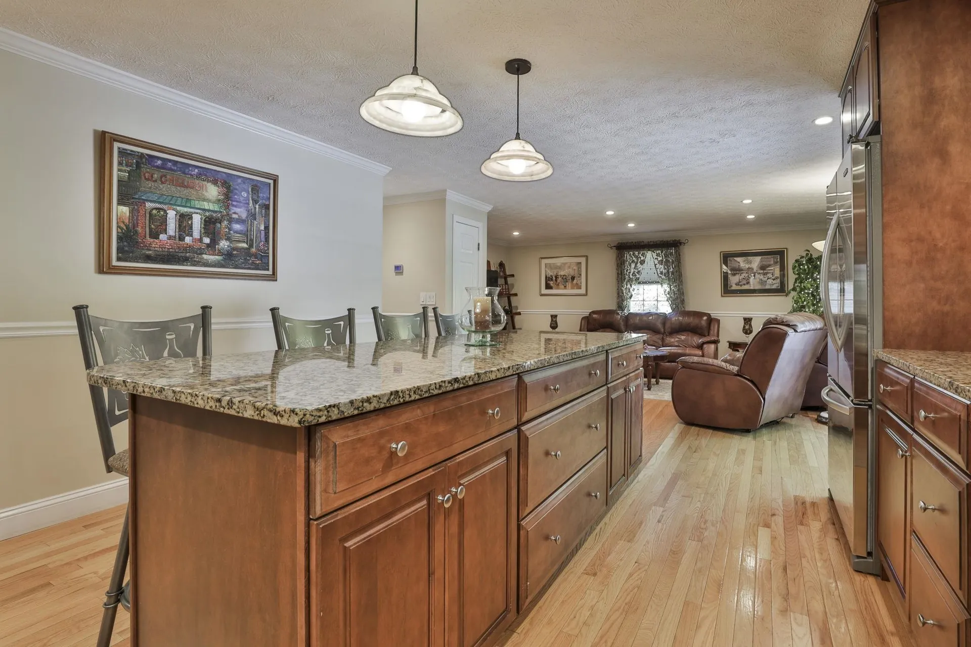 8 Joan Avenue Hudson NH 03051