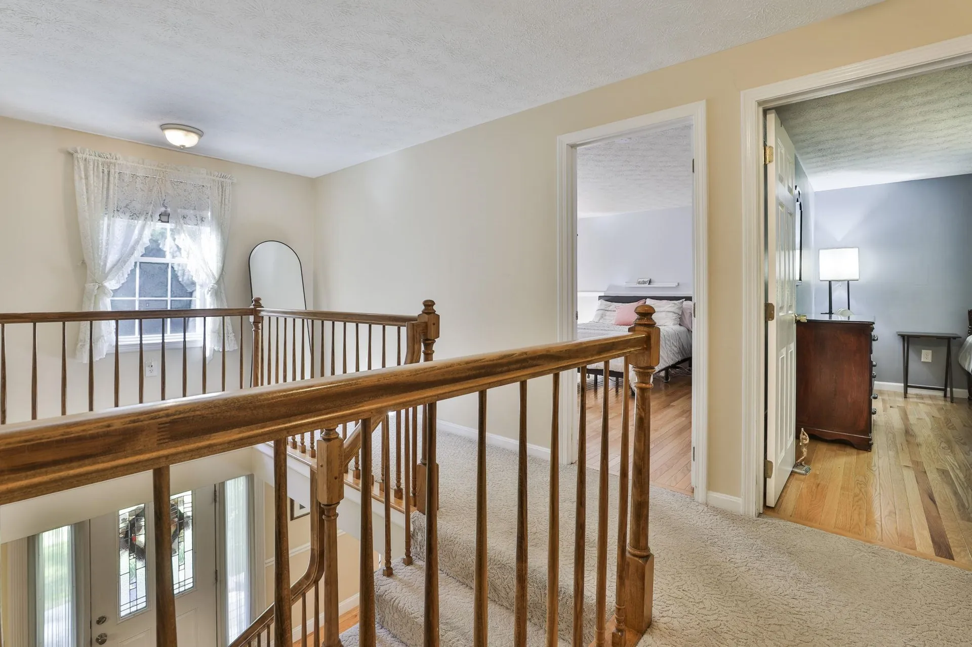 8 Joan Avenue Hudson NH 03051