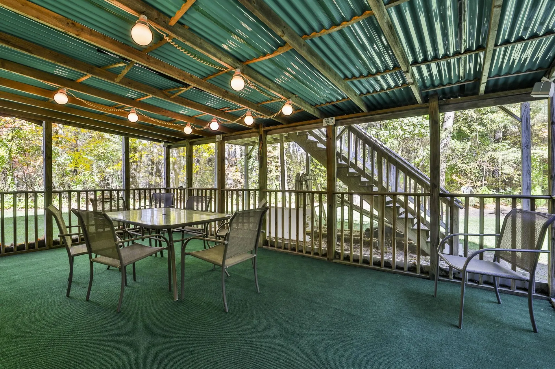 8 Joan Avenue Hudson NH 03051