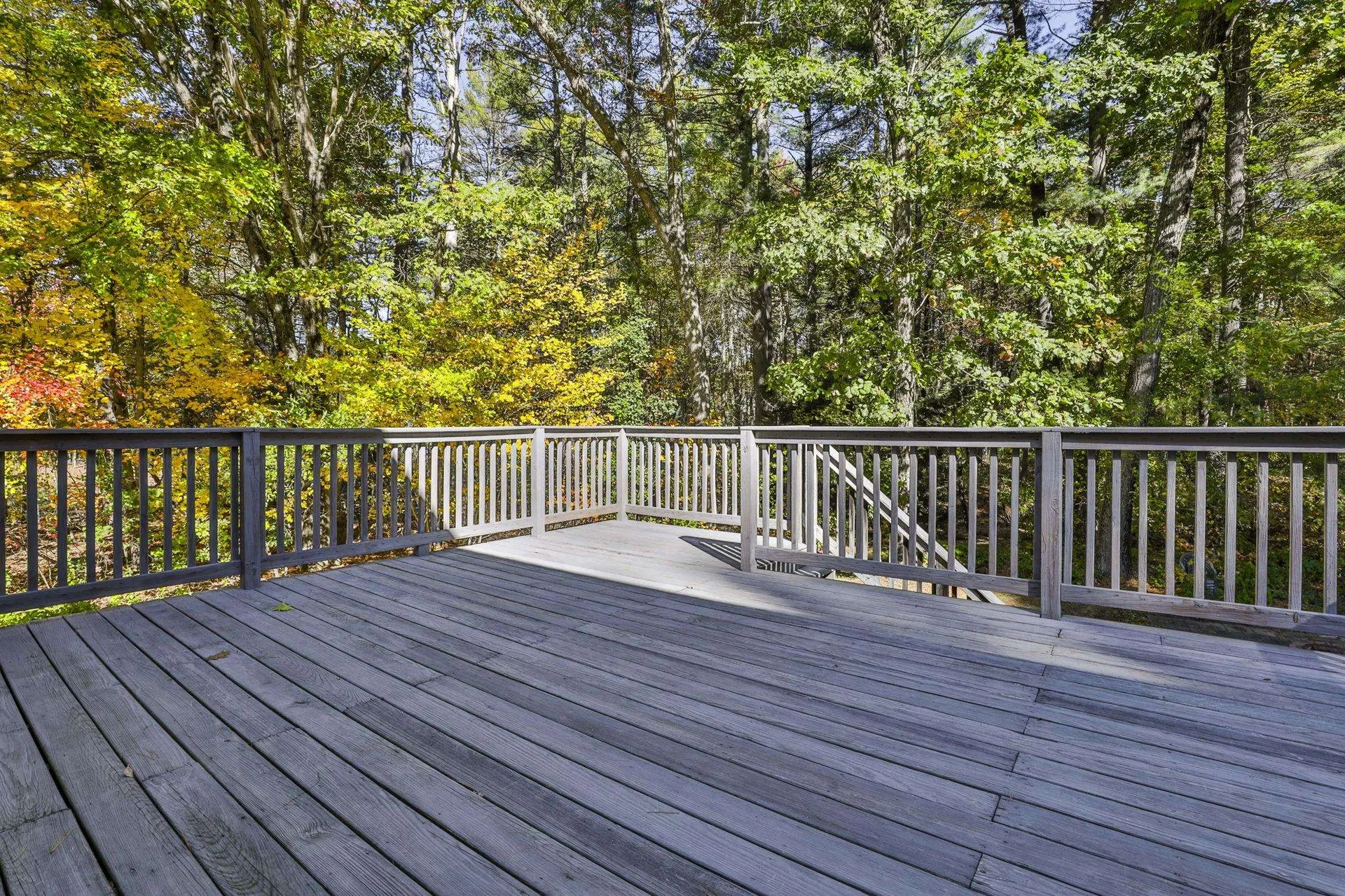 8 Joan Avenue Hudson NH 03051