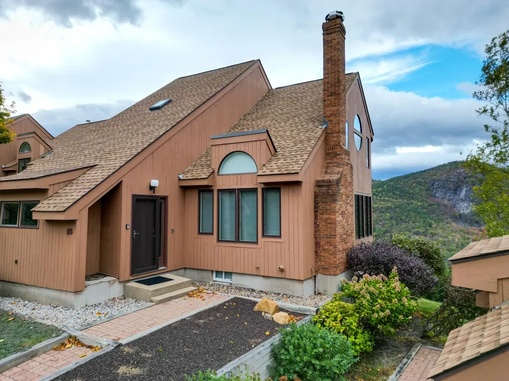 18 Top Notch Road Bartlett NH 03812