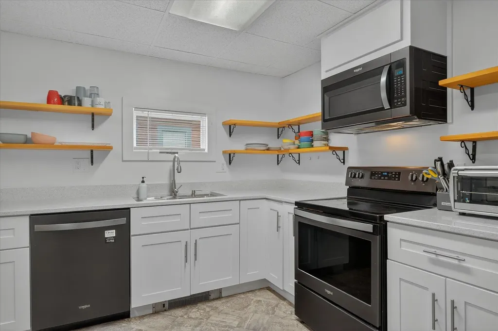 61 Pleasant Street Ludlow VT 05149