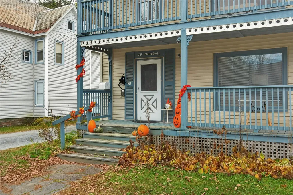 61 Pleasant Street Ludlow VT 05149