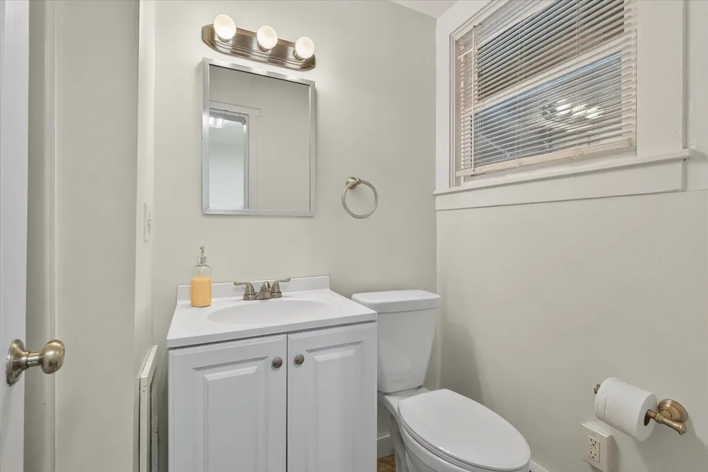 61 Pleasant Street Ludlow VT 05149