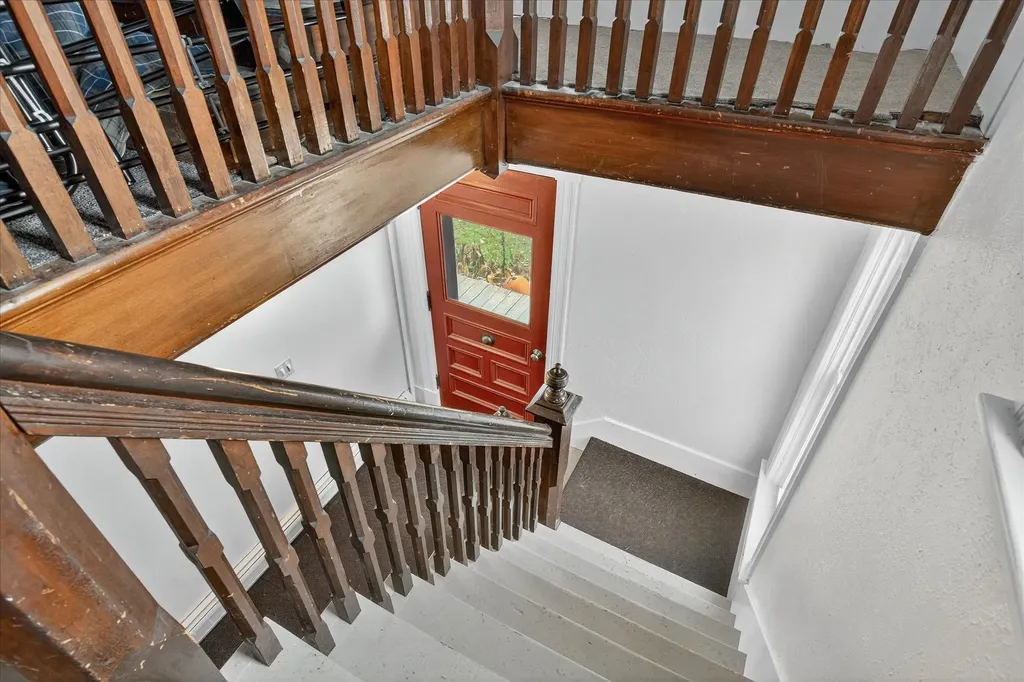 61 Pleasant Street Ludlow VT 05149