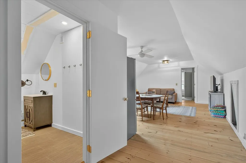 61 Pleasant Street Ludlow VT 05149