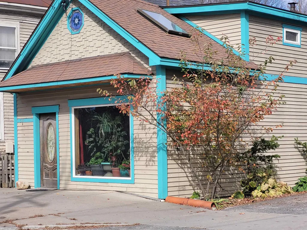 53 Main Street Plainfield VT 05667