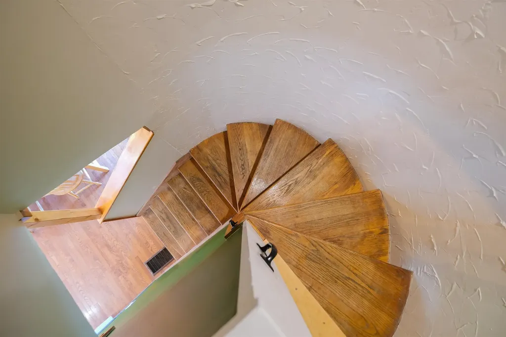 12 Twine Hill Road Ludlow VT 05149