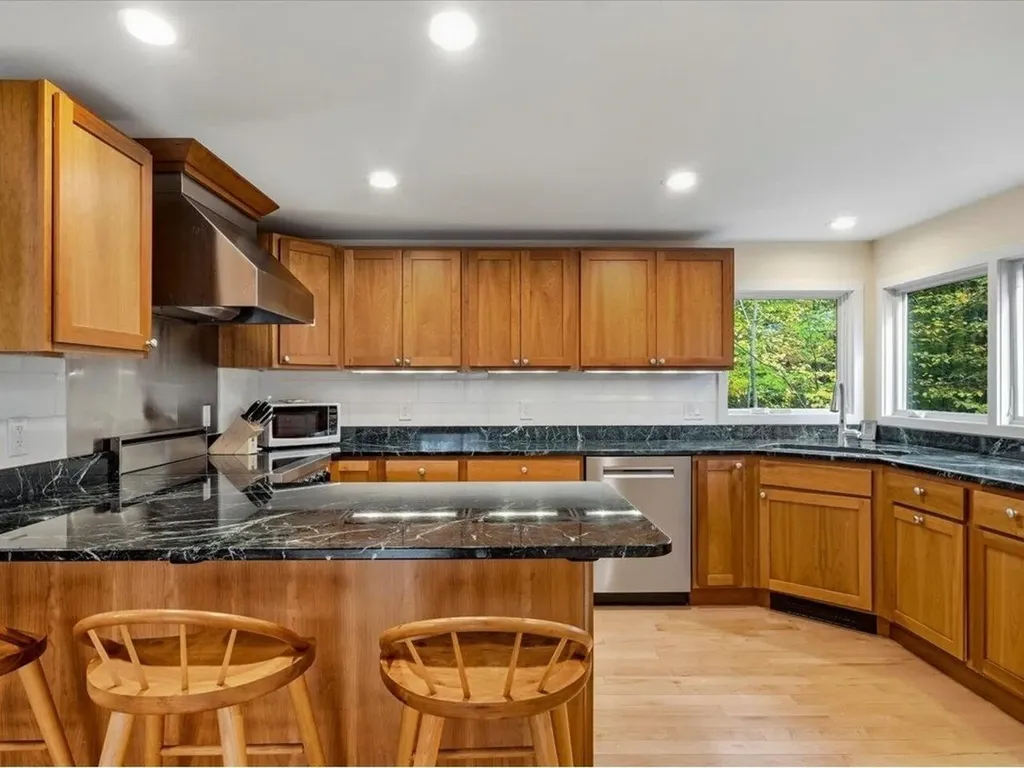 185 Maple Road Stowe VT 05672