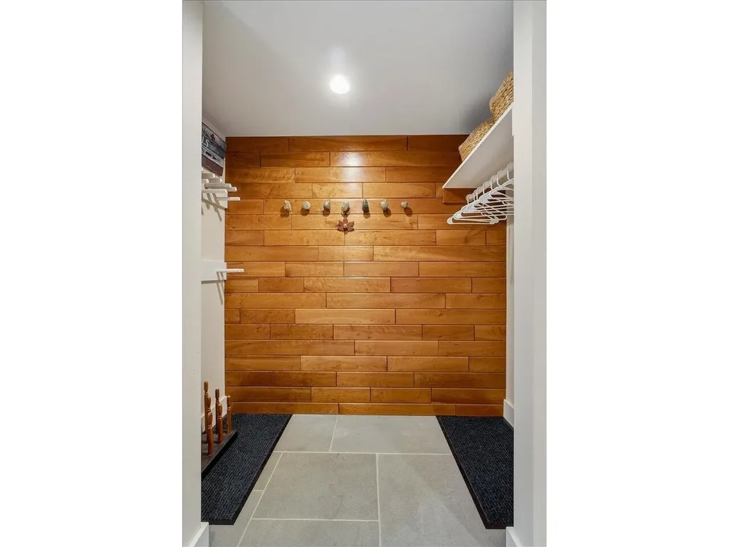 185 Maple Road Stowe VT 05672