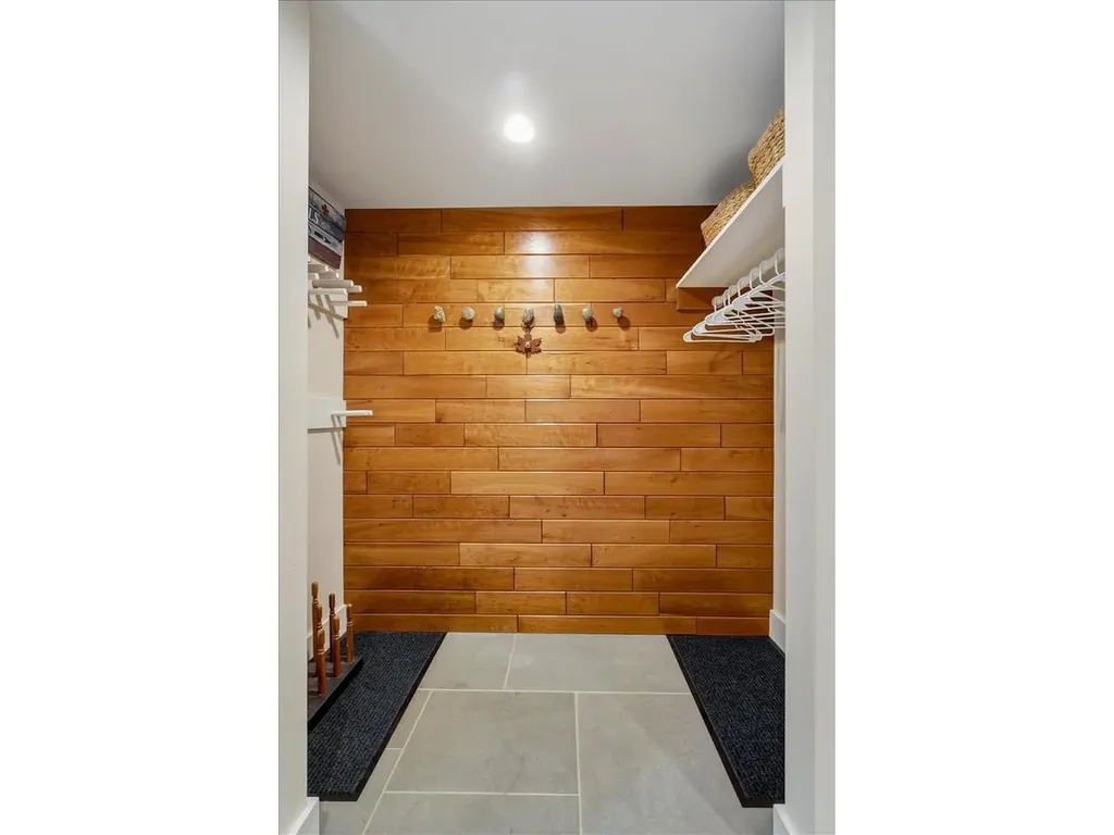 185 Maple Road Stowe VT 05672
