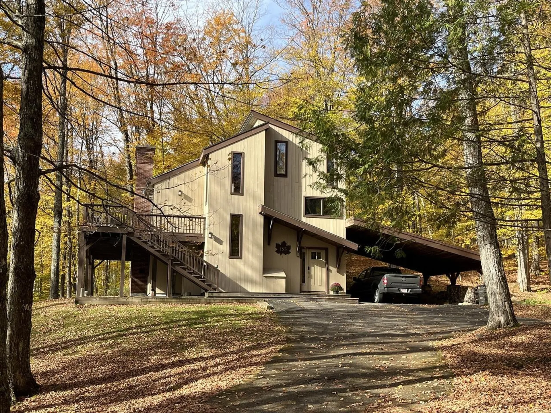 185 Maple Road Stowe VT 05672