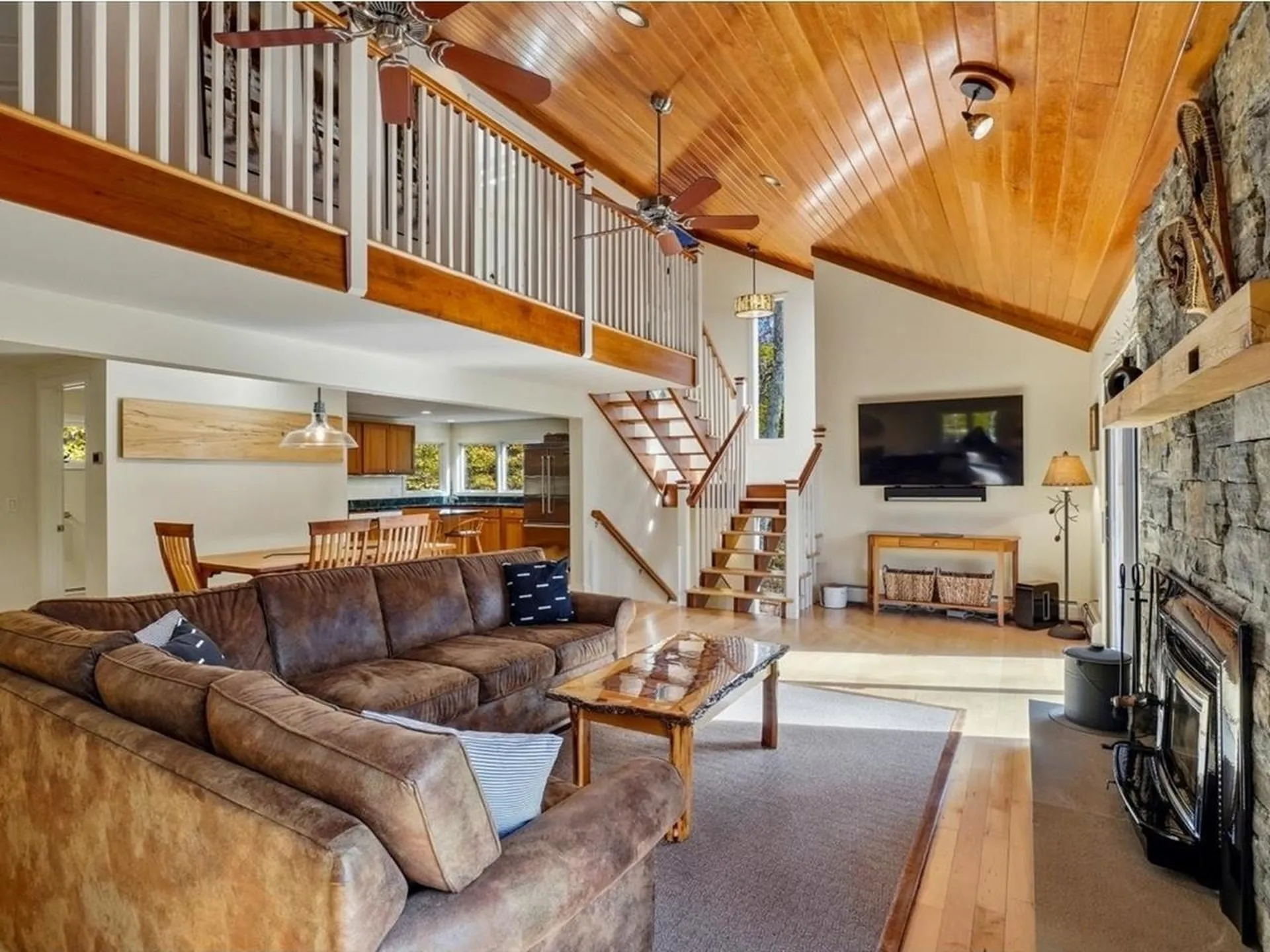 185 Maple Road Stowe VT 05672