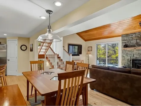 185 Maple Road Stowe VT 05672