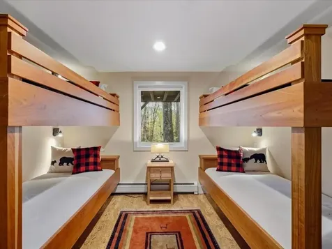 185 Maple Road Stowe VT 05672