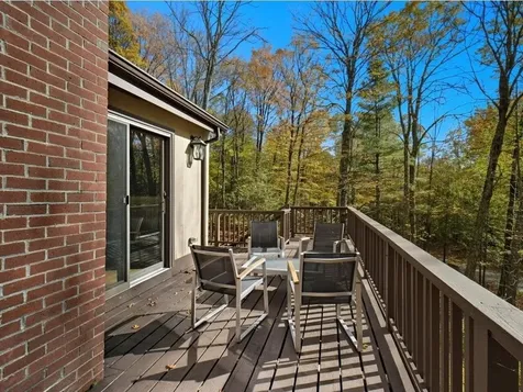 185 Maple Road Stowe VT 05672