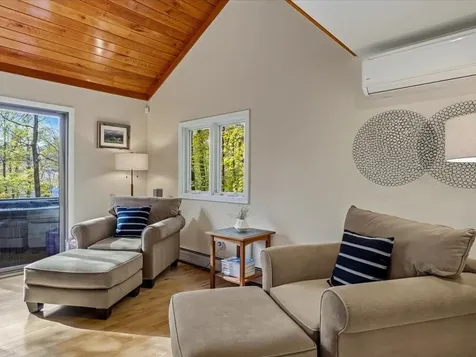 185 Maple Road Stowe VT 05672