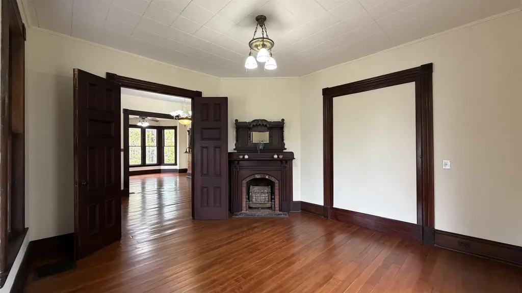 28 Maple Square Franklin NH 03235