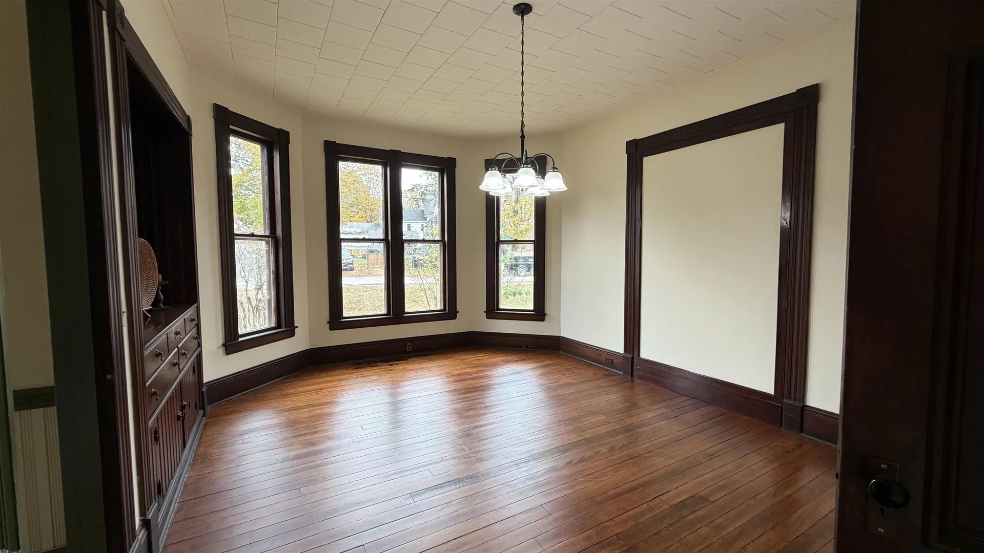 28 Maple Square Franklin NH 03235