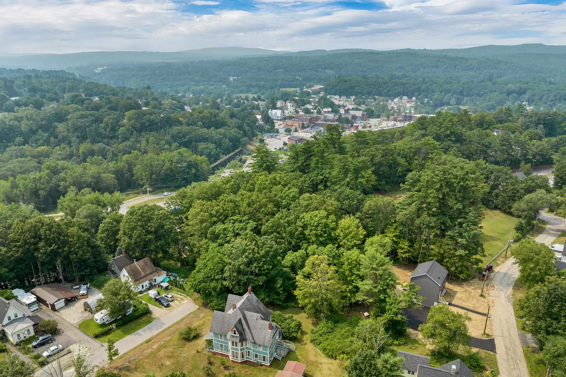 28 Maple Square Franklin NH 03235