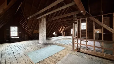 28 Maple Square Franklin NH 03235