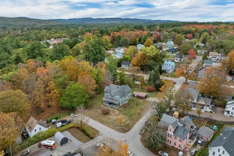 28 Maple Square Franklin NH 03235