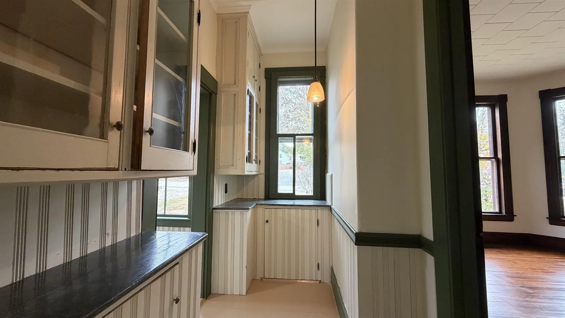 28 Maple Square Franklin NH 03235