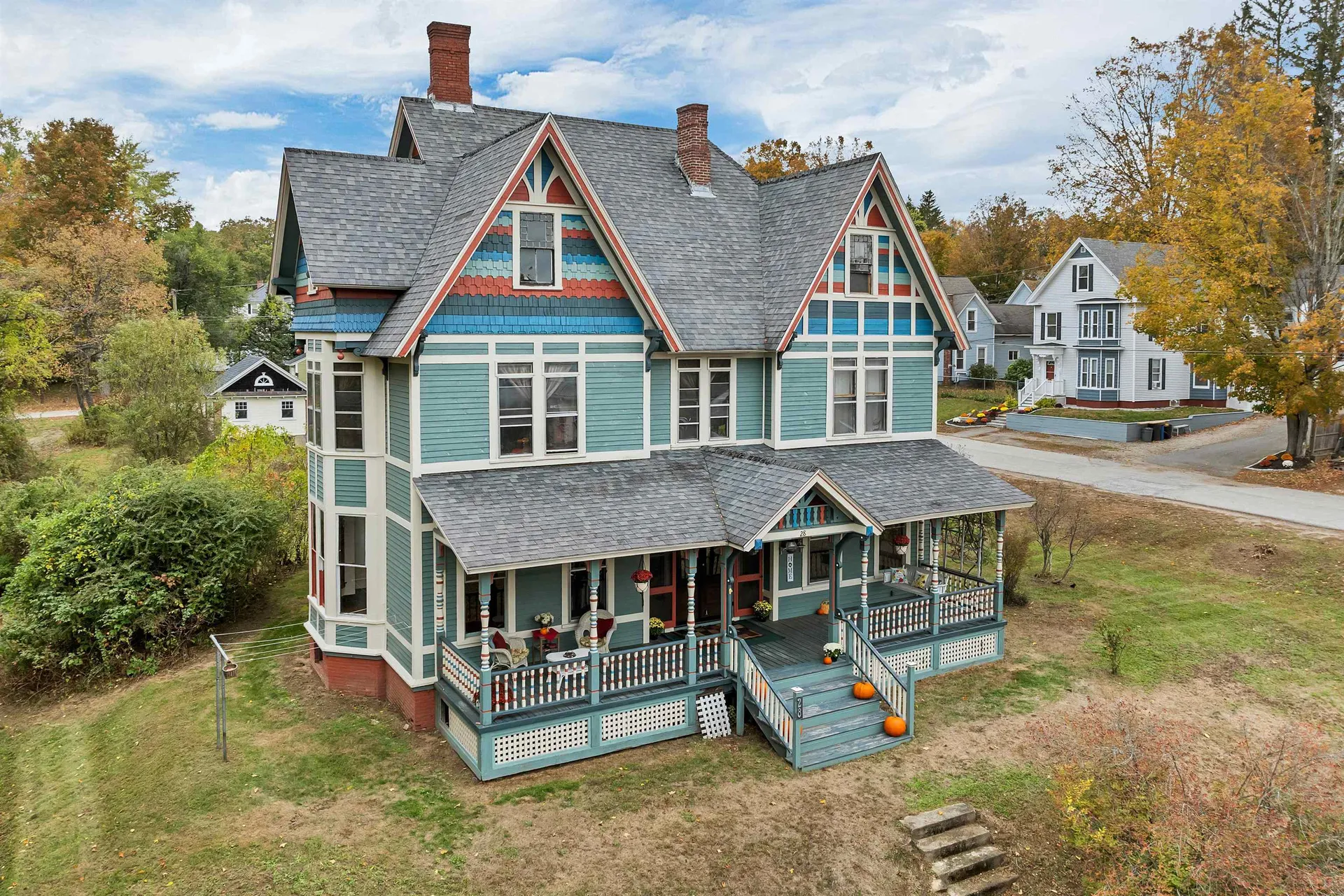 28 Maple Square Franklin NH 03235