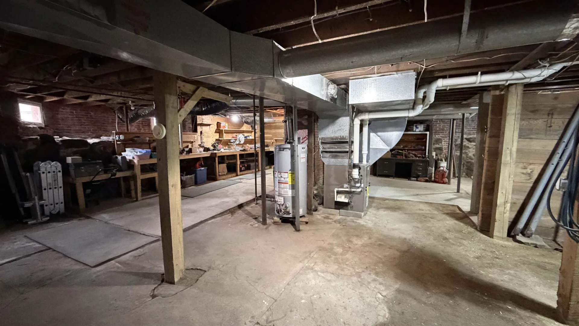 28 Maple Square Franklin NH 03235