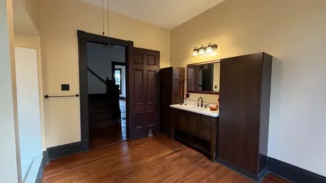 28 Maple Square Franklin NH 03235