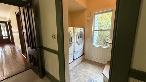 28 Maple Square Franklin NH 03235