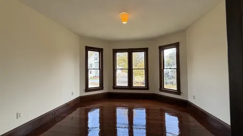 28 Maple Square Franklin NH 03235