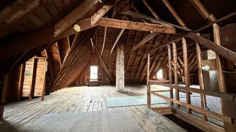 28 Maple Square Franklin NH 03235