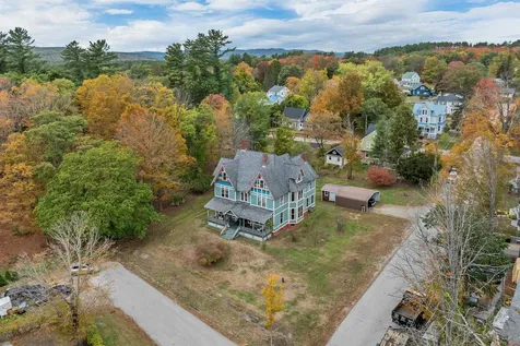 28 Maple Square Franklin NH 03235