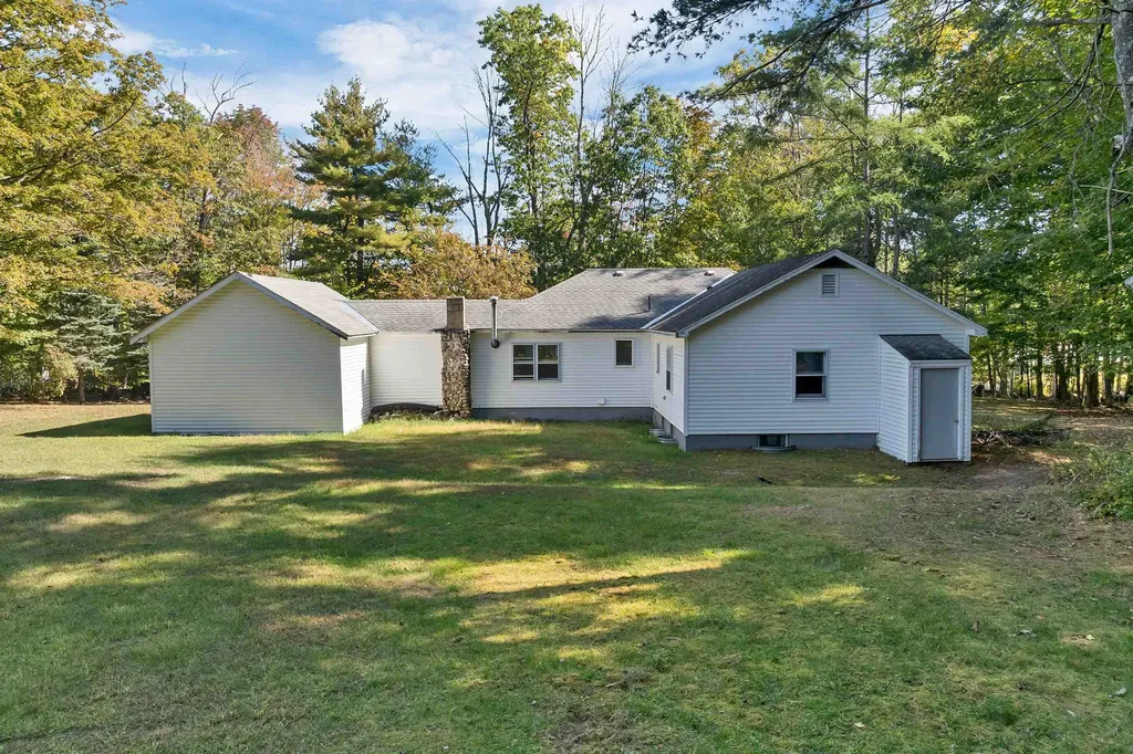 101 Tuftonboro Neck Road Tuftonboro NH 03853