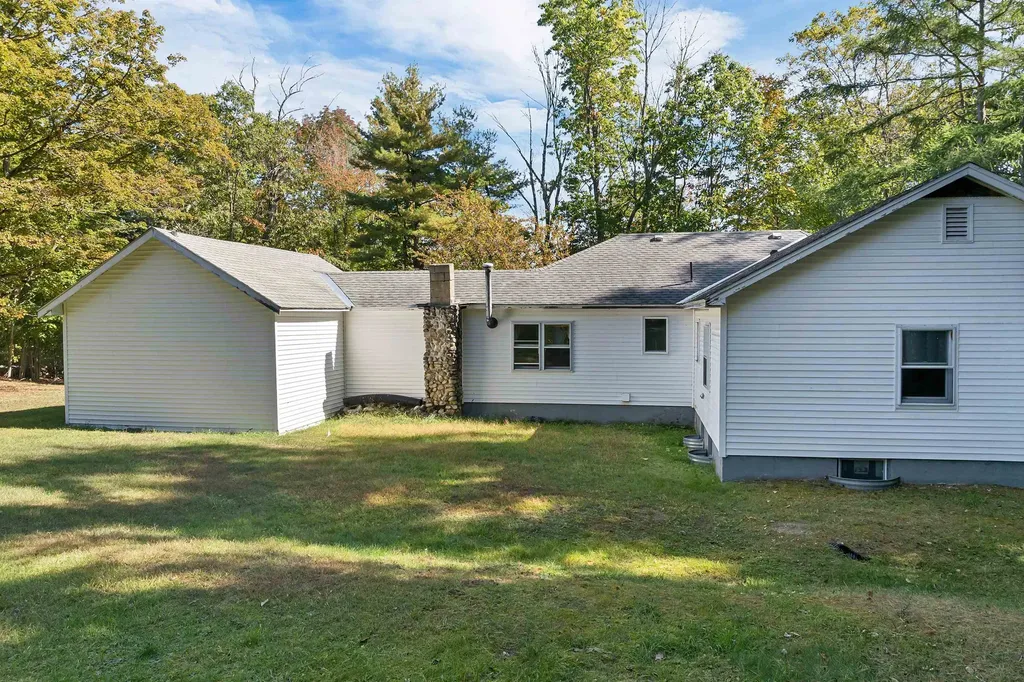 101 Tuftonboro Neck Road Tuftonboro NH 03853