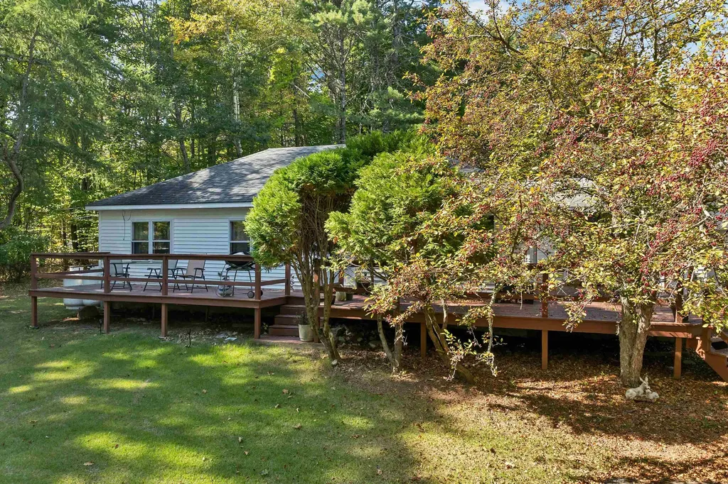 101 Tuftonboro Neck Road Tuftonboro NH 03853