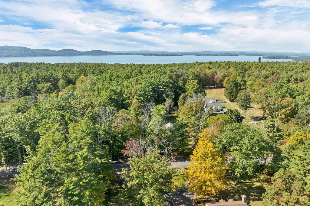 101 Tuftonboro Neck Road Tuftonboro NH 03853