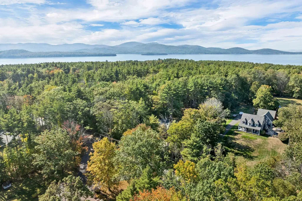 101 Tuftonboro Neck Road Tuftonboro NH 03853