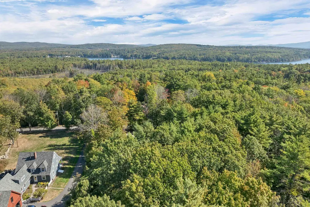 101 Tuftonboro Neck Road Tuftonboro NH 03853