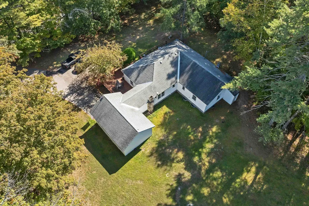 101 Tuftonboro Neck Road Tuftonboro NH 03853