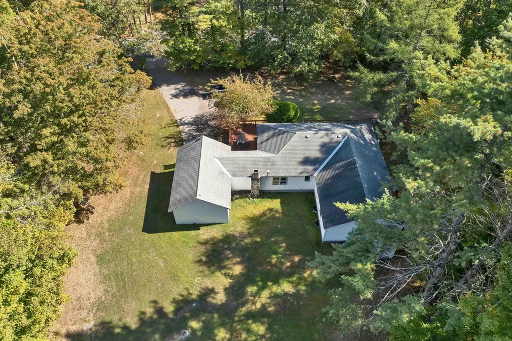 101 Tuftonboro Neck Road Tuftonboro NH 03853