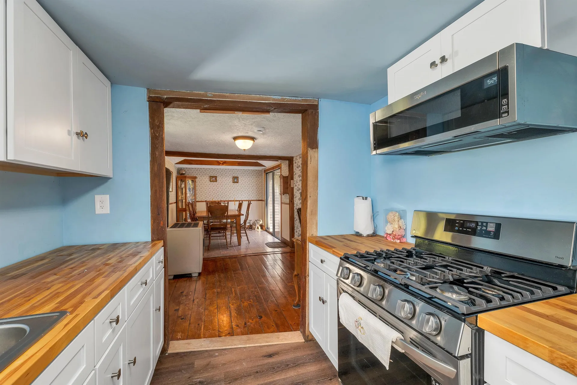 101 Tuftonboro Neck Road Tuftonboro NH 03853