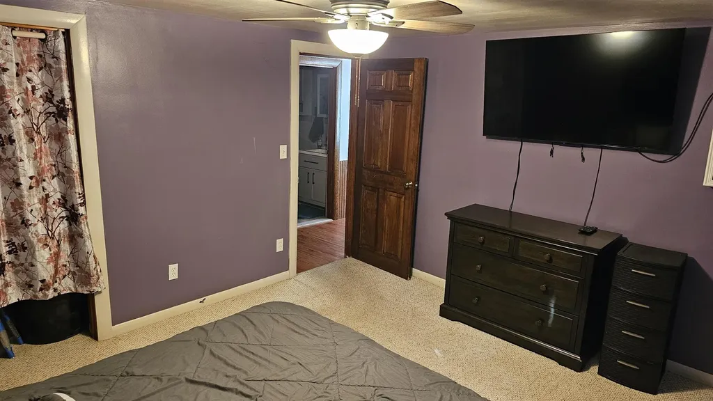 152 Ferry Street Hudson NH 03051