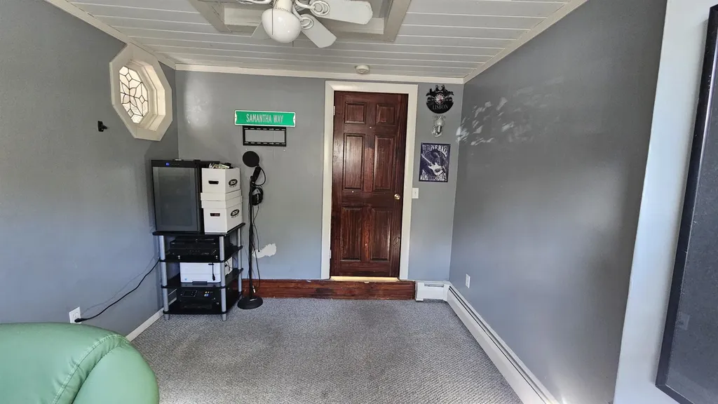 152 Ferry Street Hudson NH 03051