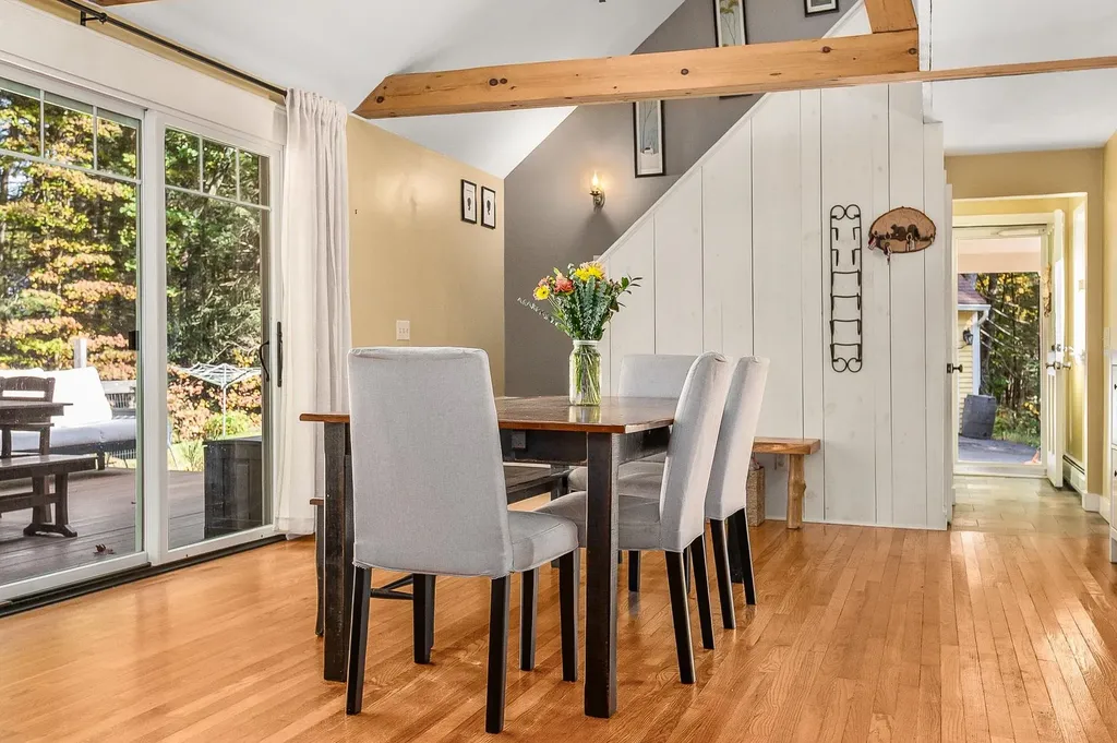 40 Louise Lane Fremont NH 03044