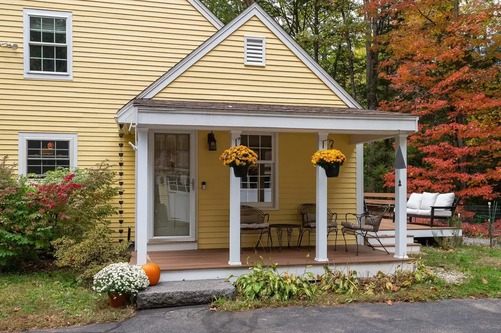 40 Louise Lane Fremont NH 03044