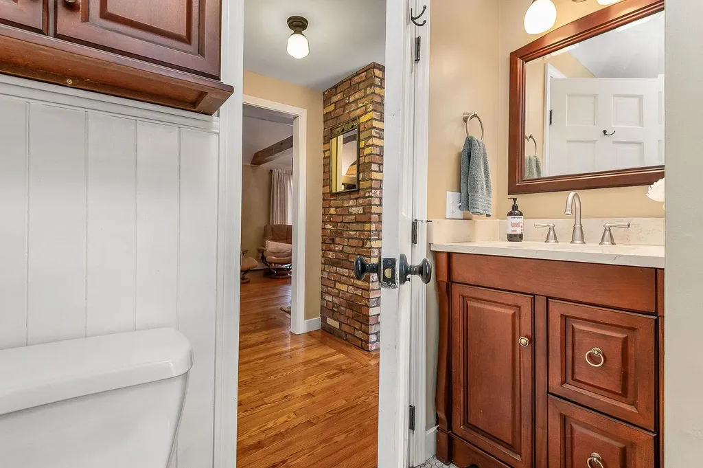 40 Louise Lane Fremont NH 03044