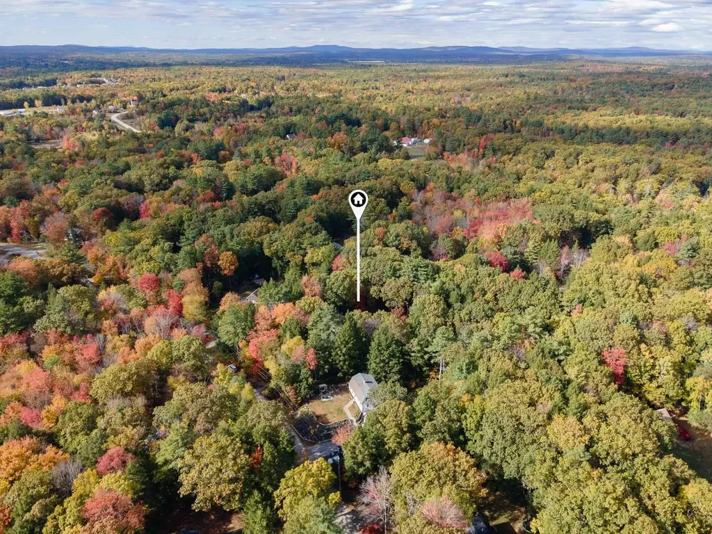 40 Louise Lane Fremont NH 03044