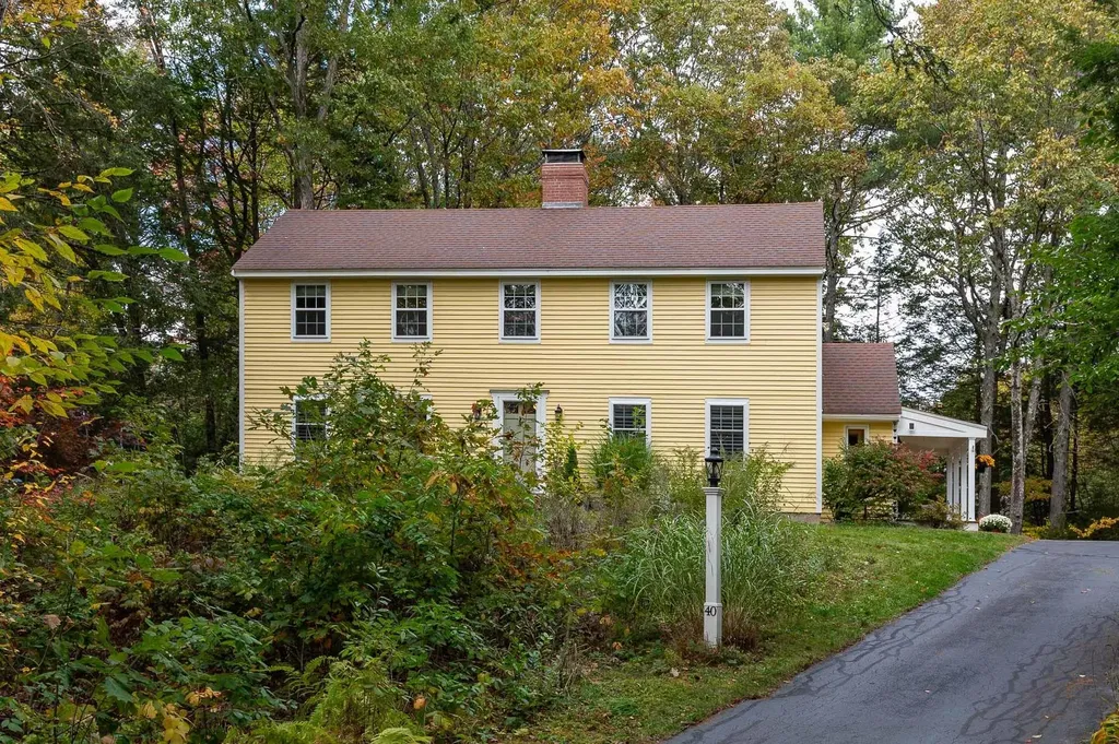 40 Louise Lane Fremont NH 03044